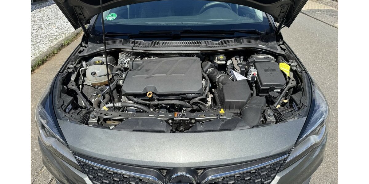Opel Astra K Klima Navi Temp CarPlay AHK ServNeu 1.Hd 100.000 km 9.500 &euro; Erftstadt 50374