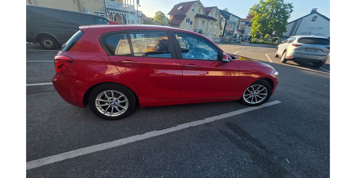 BMW 116 205.000 km 5.900 &euro; Köln 51145