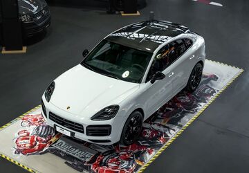 Porsche Cayenne 111.000 km 71.890 &euro; Köln 50829