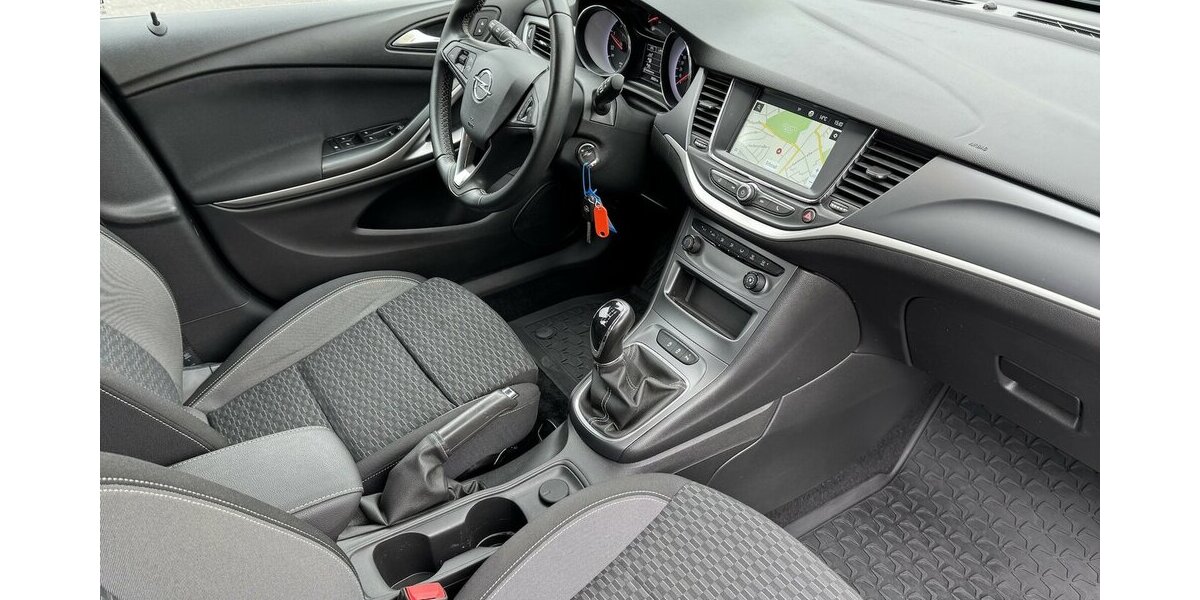 Opel Astra K Klima Navi Temp CarPlay AHK ServNeu 1.Hd 100.000 km 9.500 &euro; Erftstadt 50374
