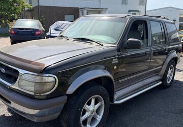 Ford Explorer 241.000 km 1.750 &euro; Erftstadt 50374