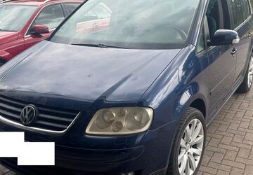 VW Touran 195.500 km 2.200 &euro; Troisdorf 53842