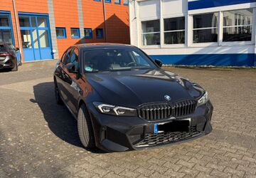 BMW 330 91.305 km 36.499 &euro; Leverkusen 51377