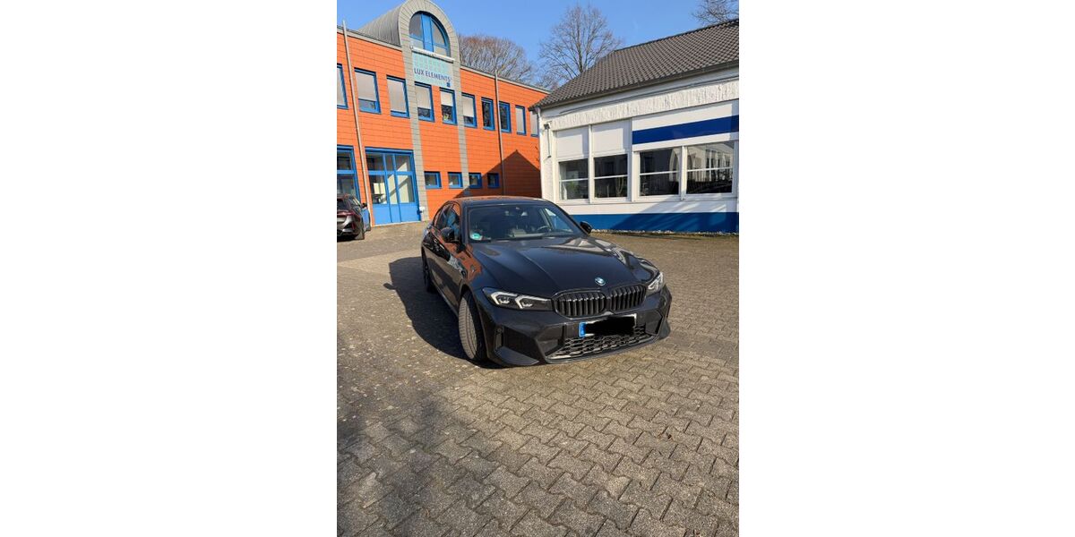 BMW 330 91.305 km 36.499 &euro; Leverkusen 51377