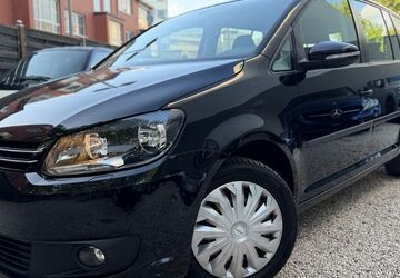 VW Touran 230.000 km 5.450 &euro; Köln 50674
