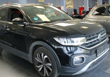 VW T-Cross 1.5 TSi ACT OPF DSG Active 151.158 km 14.980 &euro; Euskirchen 53881
