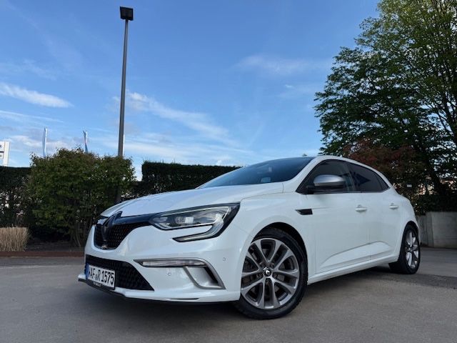 Renault Megane 145.000 km 11.999 &euro; Köln 50939