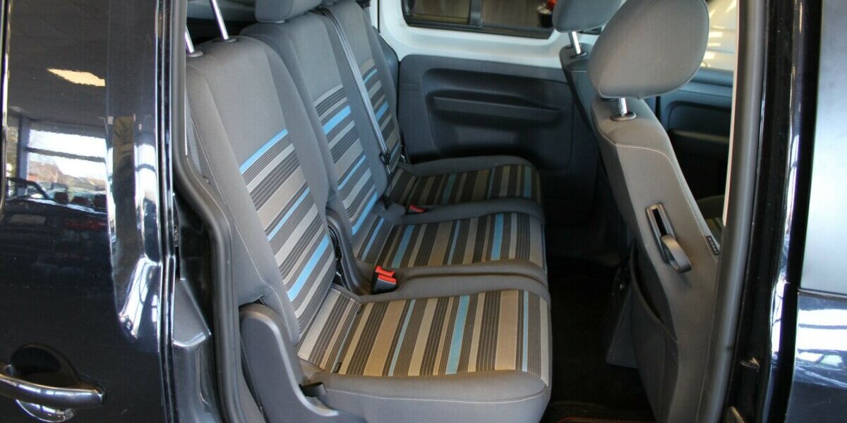 VW Caddy 2.0 TDI 140cv Tramper 122.019 km 15.980 &euro; Euskirchen 53881