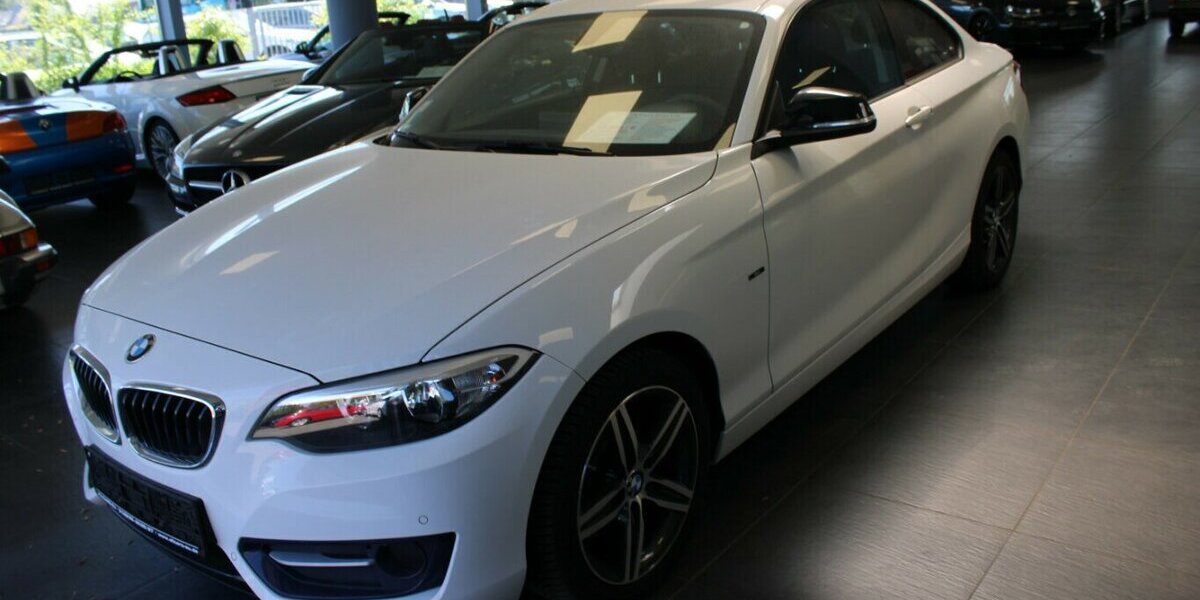 BMW 220 220i Coupe Sport Line 88.807 km 13.980 &euro; Euskirchen 53881