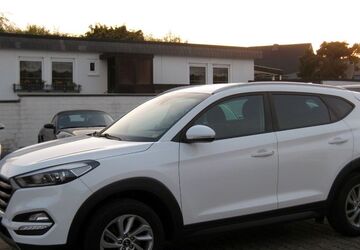 Hyundai TUCSON 100.000 km 12.150 &euro; Niederzier 52382