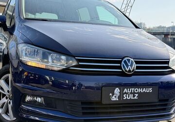 VW Touran 43.331 km 24.499 &euro; Lohmar 53797