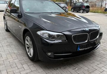BMW 520 206.000 km 8.750 &euro; Leverkusen 51381