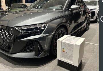 Audi RS3 5.000 km 67.789 &euro; Erftstadt 50374