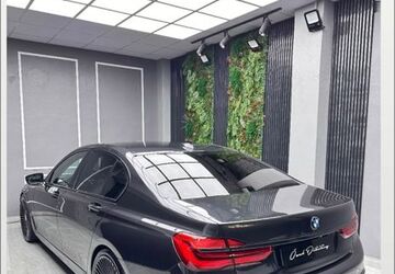 BMW 740 172.100 km 32.000 &euro; Niederkassel 53859
