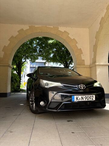 Gebrauchte Toyota Avensis