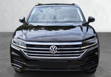 VW Touareg 158.430 km 28.500 &euro; MECKENHEIM 53340