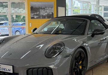 Porsche 992 6.000 km 339.999 &euro; Kerpen 50171