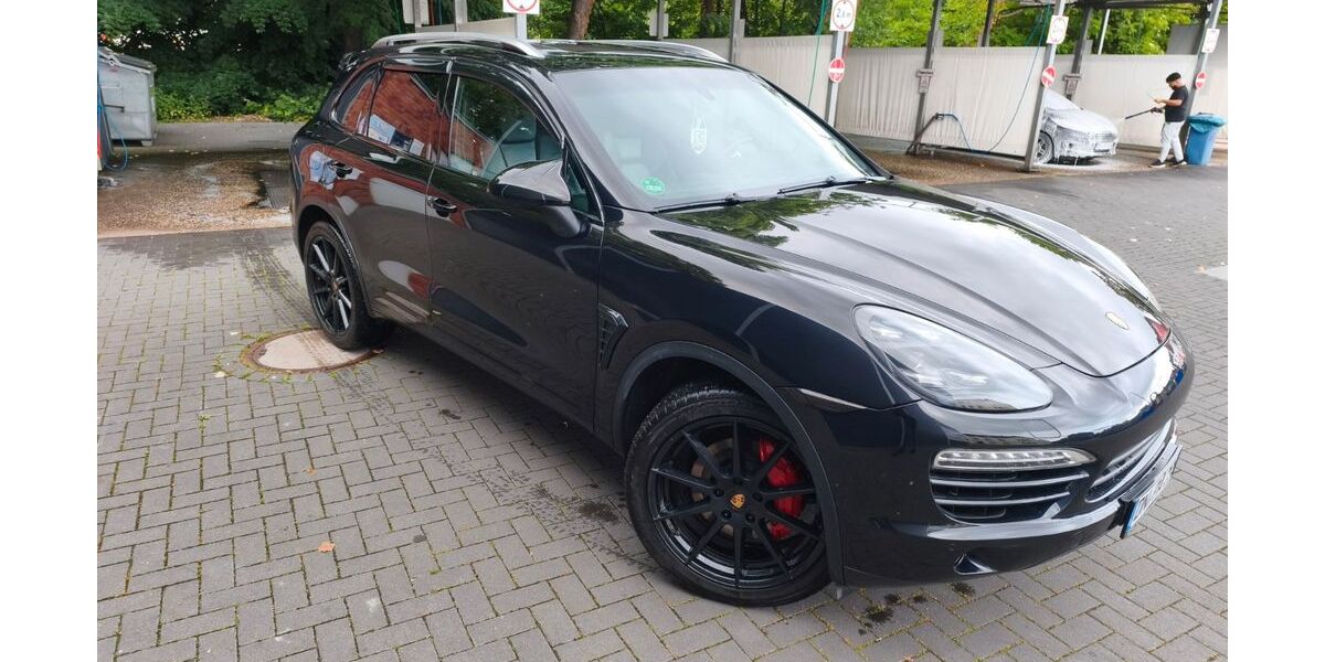 Porsche Cayenne 239.000 km 16.200 &euro; Düren 52351