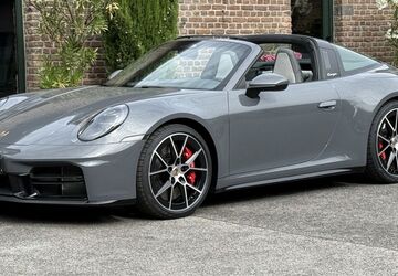 Porsche 992 6.700 km 185.790 &euro; Frechen (bei Köln) 50226