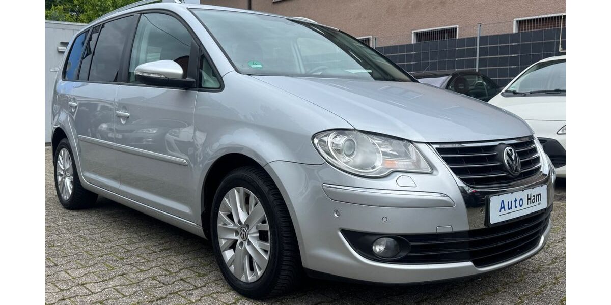 VW Touran 167.000 km 5.490 &euro; Köln 50858