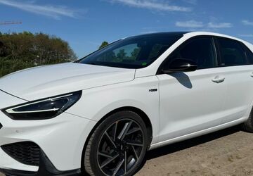 Hyundai i30 80.000 km 18.900 &euro; Brühl 50321