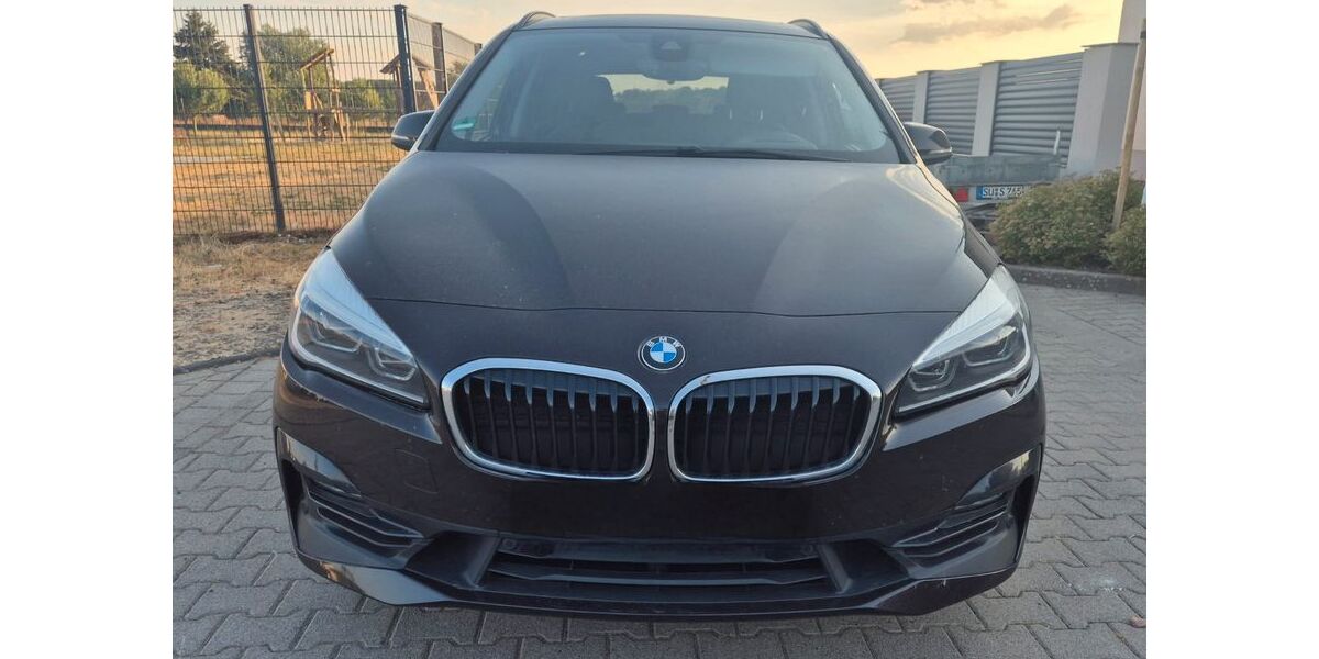 BMW 220 Active Tourer 102.000 km 14.950 &euro; Swisttal 53913