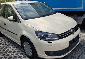 VW Touran 320.000 km 1.800 &euro; Köln 51149