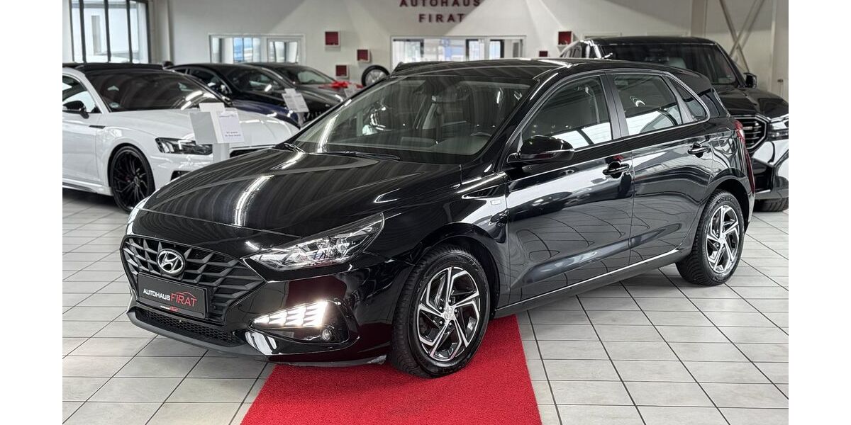 Hyundai i30 97.800 km 14.949 &euro; Erftstadt / Köln 50374