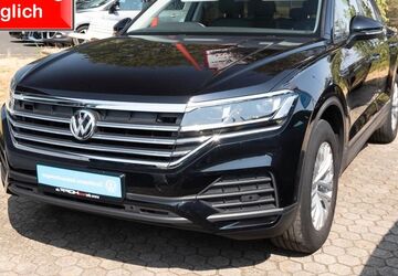 VW Touareg 104.315 km 33.975 &euro; Troisdorf-Spich 53842
