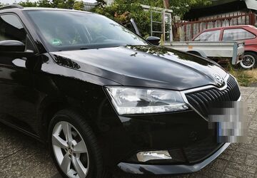 Skoda Fabia 72.991 km 10.110 &euro; Sankt Augustin 53757