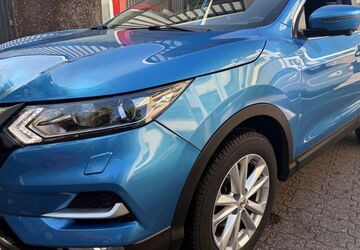 Nissan Qashqai 43.800 km 15.380 &euro; Köln 51105