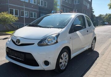 Toyota Aygo (X) 197.213 km 2.199 &euro; Wesseling 50389
