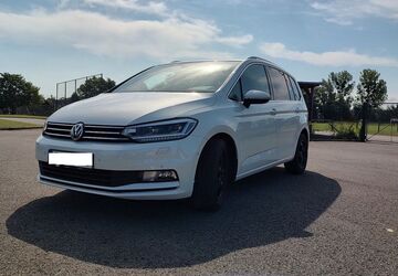 VW Touran 240.000 km 13.990 &euro; Erftstadt 50374