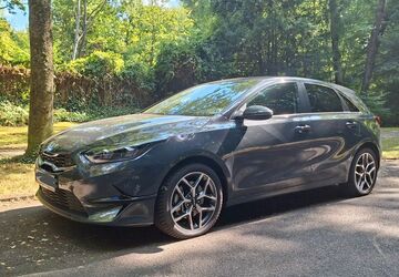 Kia ceed / Ceed 1.800 km 18.850 &euro; Bonn 53177