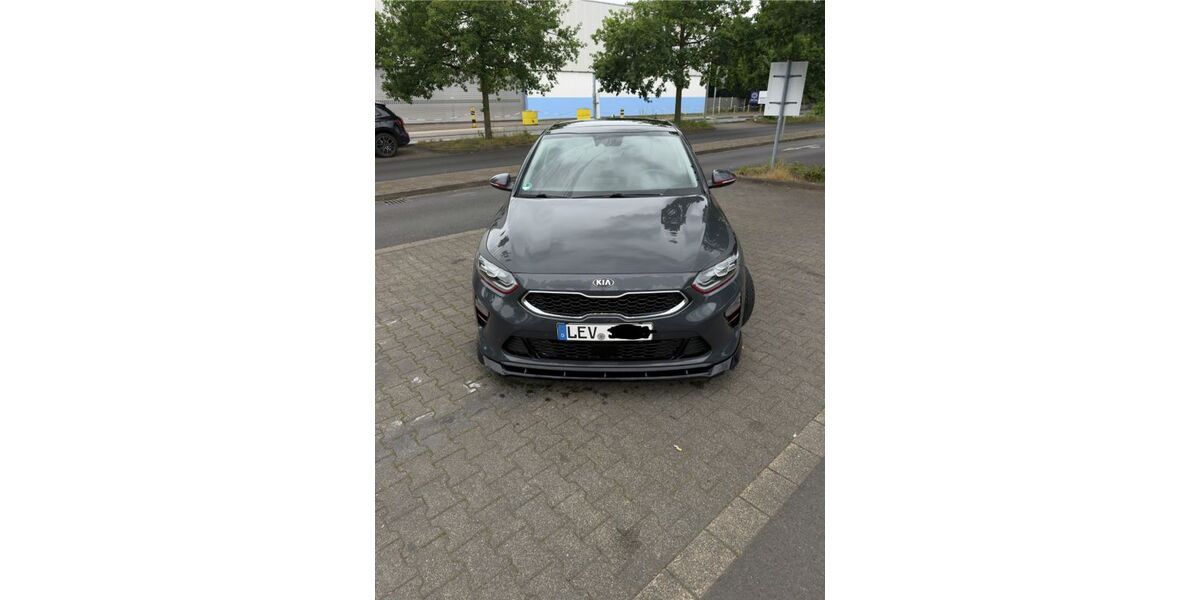 Kia ceed / Ceed 117.500 km 13.600 &euro; Leverkusen 51373