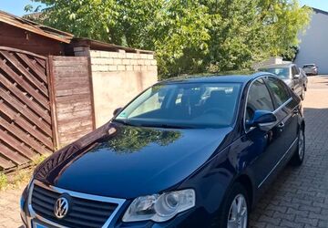 VW Passat 226.000 km 3.650 &euro; Düren 52351