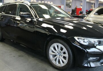 BMW 320 320i Touring Aut. - Leder - LED - Navi - Head 88.320 km 24.980 &euro; Euskirchen 53881
