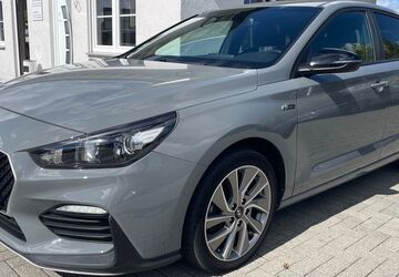 Hyundai i30 93.902 km 11.999 &euro; Rheinbach 53359