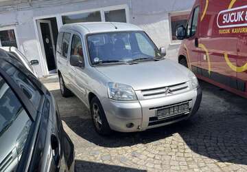 Citroen Berlingo 179.000 km 800 &euro; Köln 51105