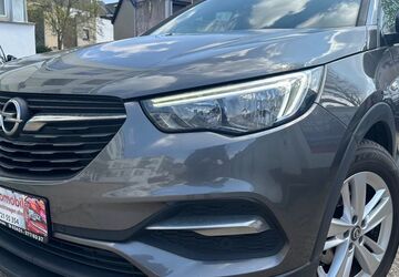 Opel Grandland (X) 142.450 km 9.299 &euro; Düren 52353
