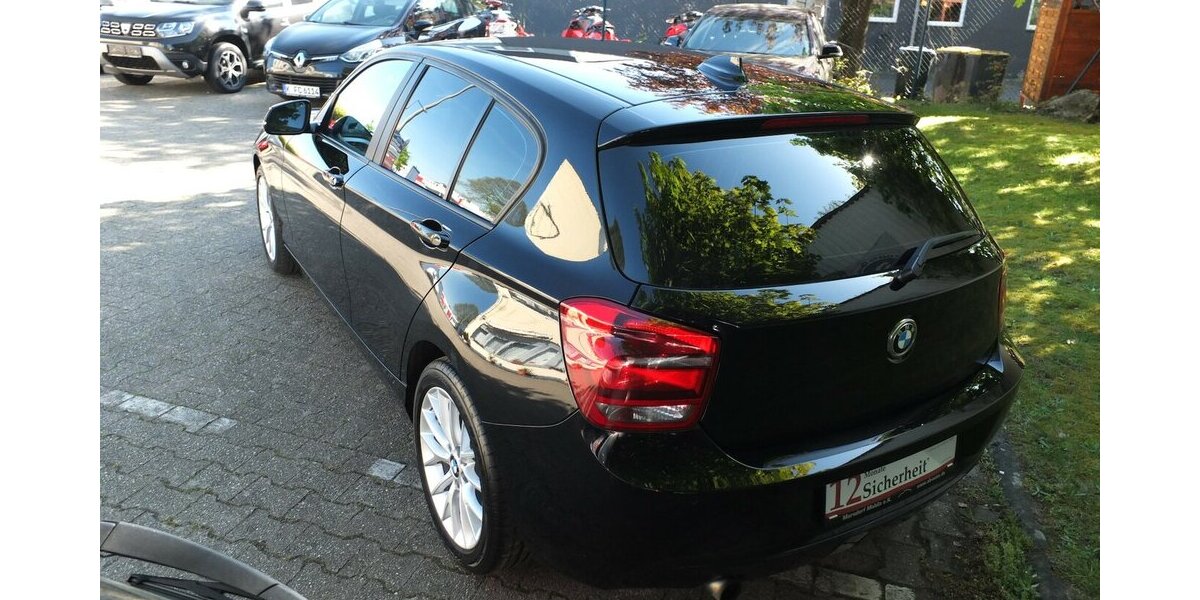 BMW 116i NAVIGATION PDC 17 Zoll LMF KLIMAANLAGE 118.985 km 9.598 &euro; Köln 50858